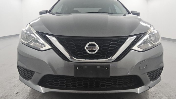 Nissan Sentra S 2017