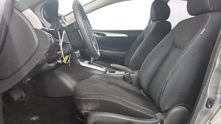 Nissan Sentra S 2017
