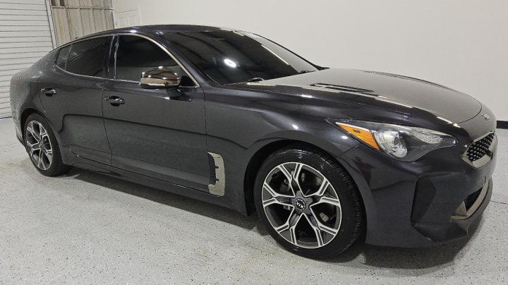 KIA STINGER  2020