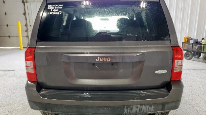 JEEP Patriot LATITUDE 2015