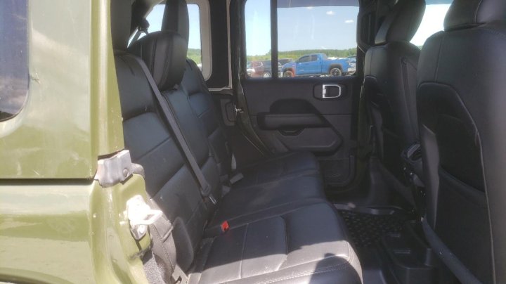 JEEP WRANGLER UNLIMITED SAHARA 2021