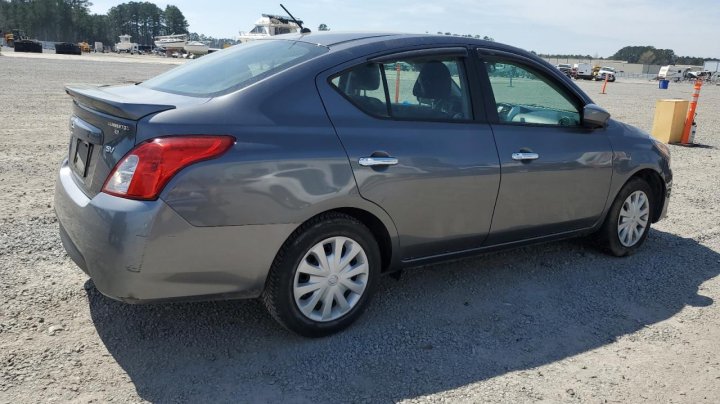 Nissan Versa S 2019