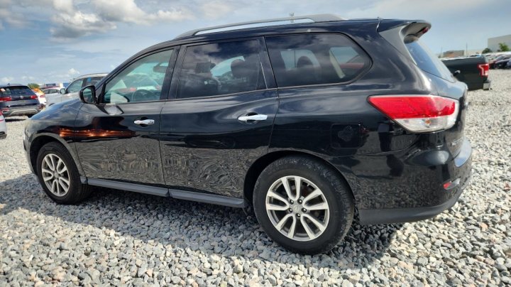Nissan Pathfinder S 2016