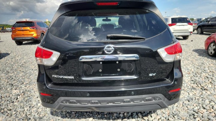 Nissan Pathfinder S 2016