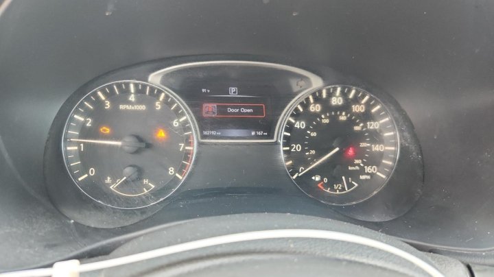 Nissan Pathfinder S 2016