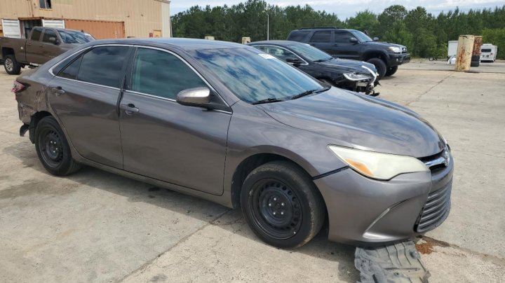 Toyota Camry LE 2015