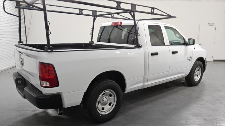 RAM 1500 CLASSIC TRADESMAN 2022