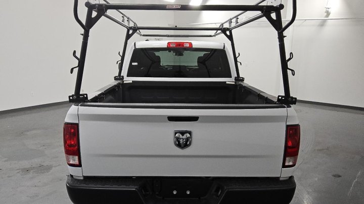 RAM 1500 CLASSIC TRADESMAN 2022