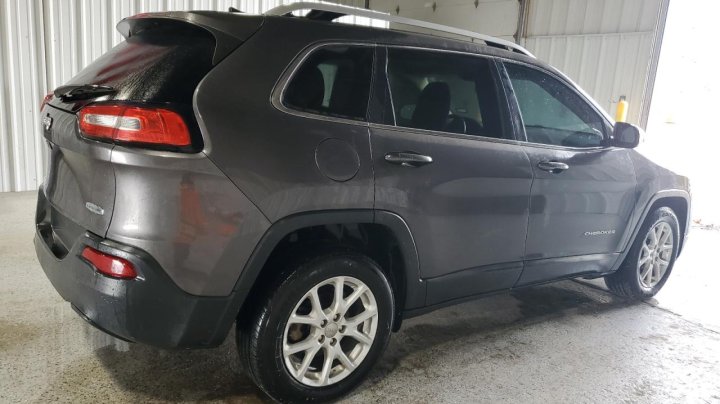 JEEP Cherokee LATITUDE 2017