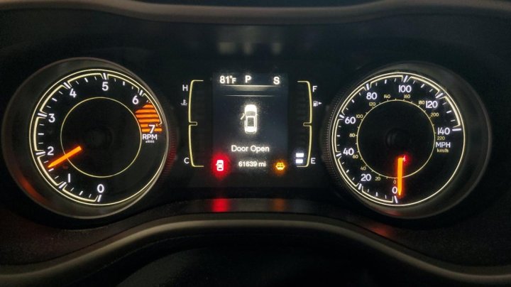 JEEP Cherokee LATITUDE 2017