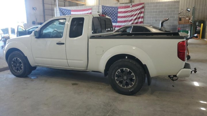 Nissan Frontier SV 2018