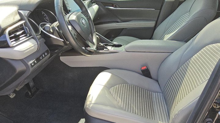 Toyota Camry SE NIGHT SHADE 2024