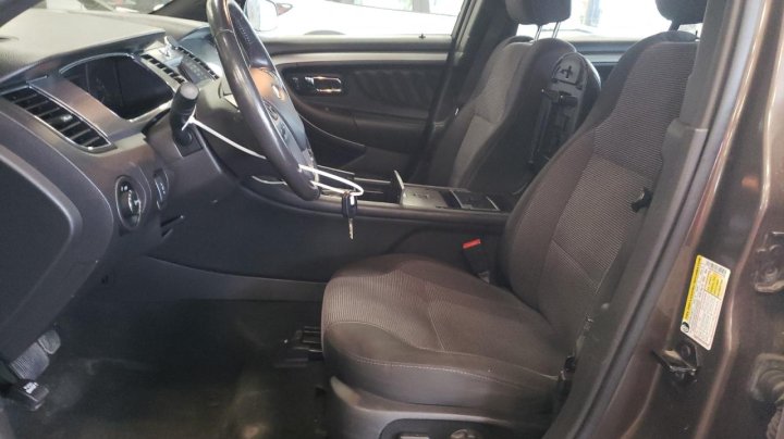 Ford TAURUS SEL 2016