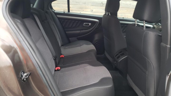 Ford TAURUS SEL 2016