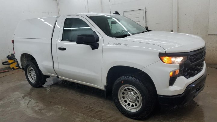 Chevrolet Silverado C1500 2023