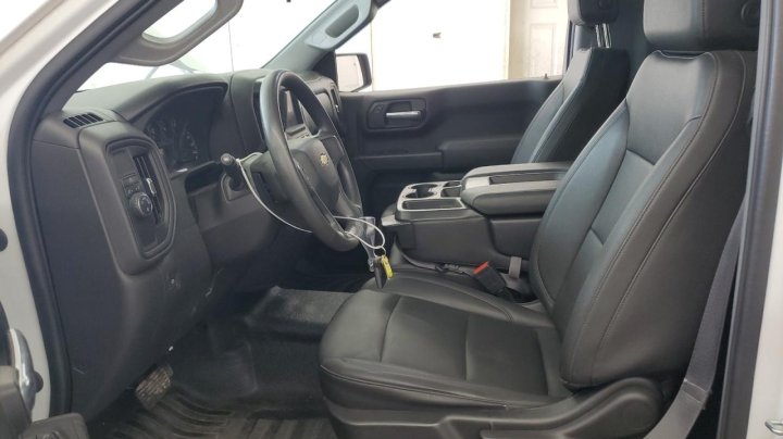 Chevrolet Silverado C1500 2023