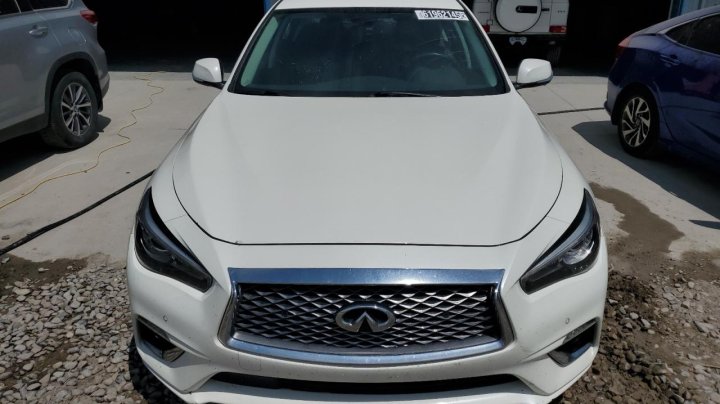 INFINITI Q50 LUXE 2021