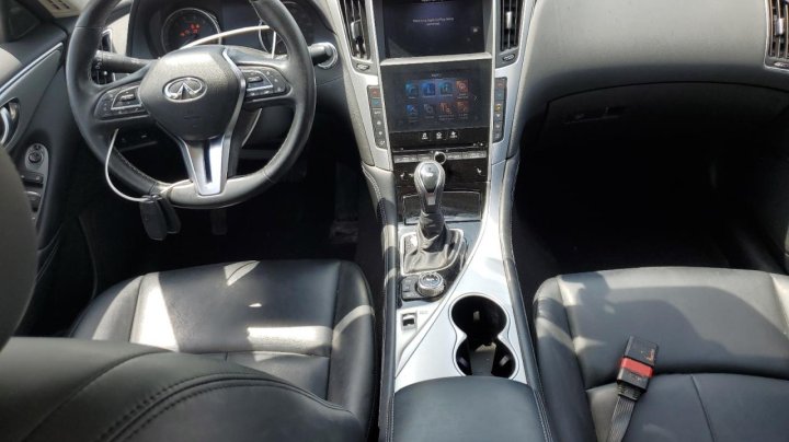 INFINITI Q50 LUXE 2021