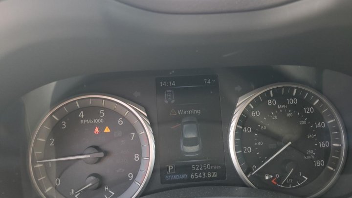 INFINITI Q50 LUXE 2021