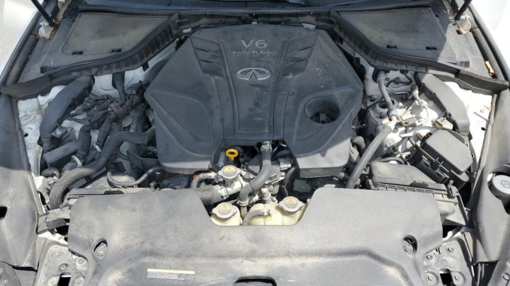 INFINITI Q50 LUXE 2021
