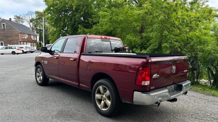 RAM 1500 SLT 2018