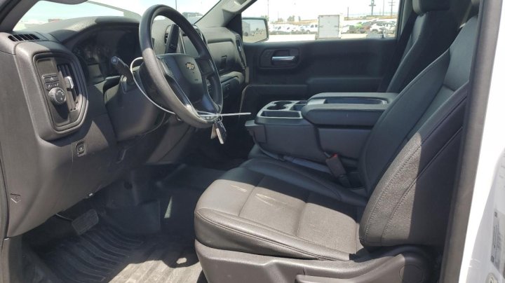 Chevrolet Silverado C1500 2023