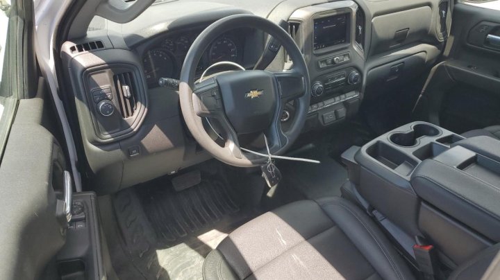 Chevrolet Silverado C1500 2023