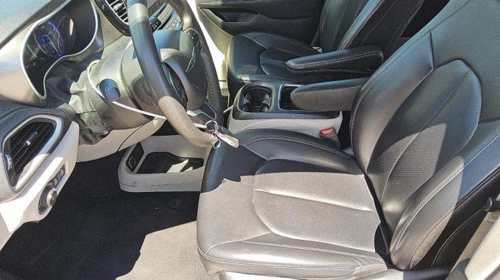 CHRYSLER Pacifica TOURING L 2023