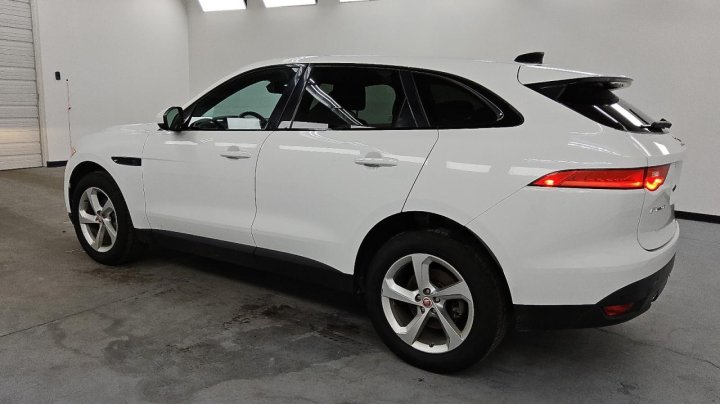 Jaguar F-Pace PREMIUM 2020