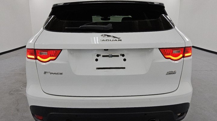 Jaguar F-Pace PREMIUM 2020
