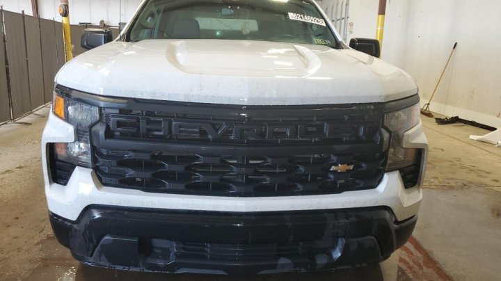 Chevrolet Silverado C1500 2023