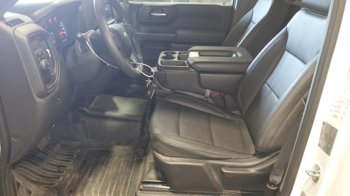 Chevrolet Silverado C1500 2023