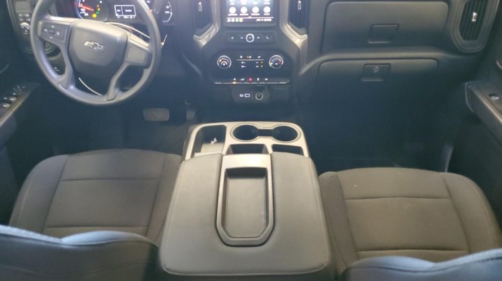 Chevrolet SILVERADO LTD C1500 CUSTOM 2022