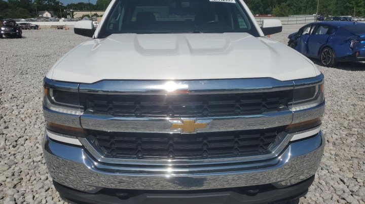 Chevrolet Silverado K1500 LT 2018