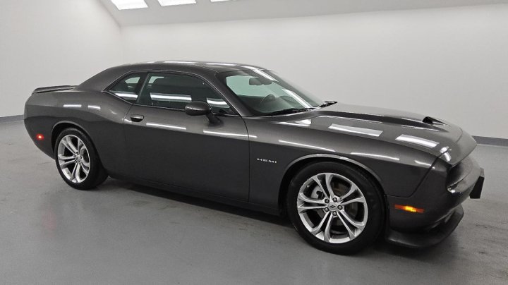 Dodge Challenger R/T 2022