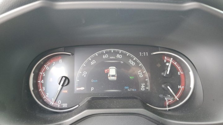 Toyota RAV4 XLE 2024