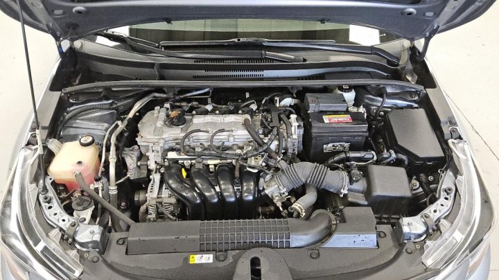 Toyota Corolla LE 2021