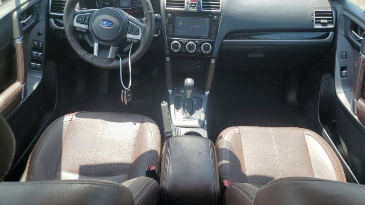 Subaru Forester 2.0XT TOURING 2017