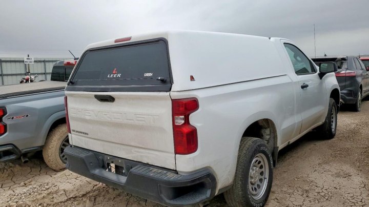 Chevrolet Silverado C1500 2023