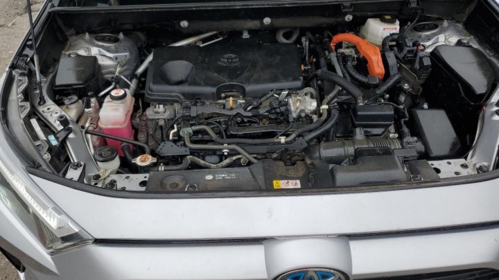 Toyota RAV4 XLE 2022