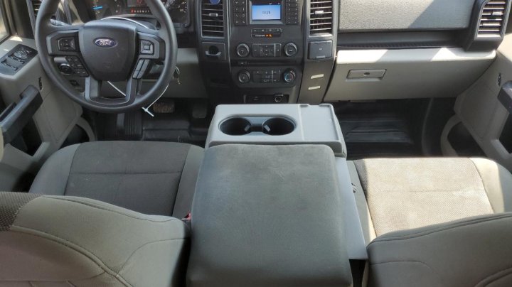 Ford F150 SUPER CAB 2018