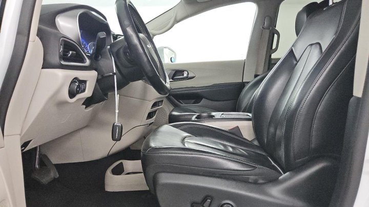 CHRYSLER Pacifica TOURING L 2022