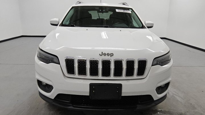 JEEP Cherokee LATITUDE 2019