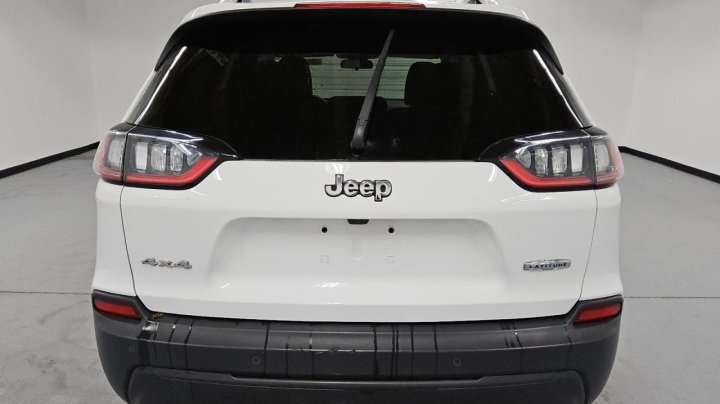 JEEP Cherokee LATITUDE 2019