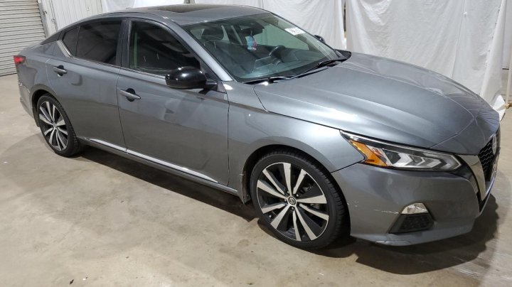 Nissan Altima SR 2020