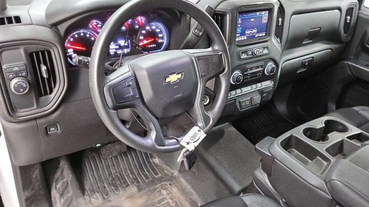 Chevrolet Silverado C1500 2023