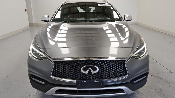 INFINITI QX30 BASE 2018