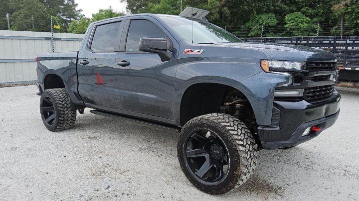 Chevrolet Silverado K1500 LT TRAIL BOSS 2021