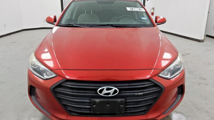 Hyundai Elantra SEL 2018