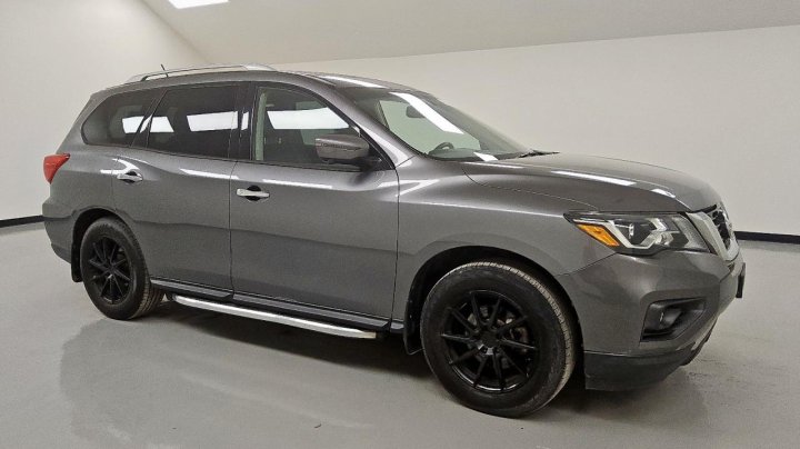 Nissan Pathfinder S 2018